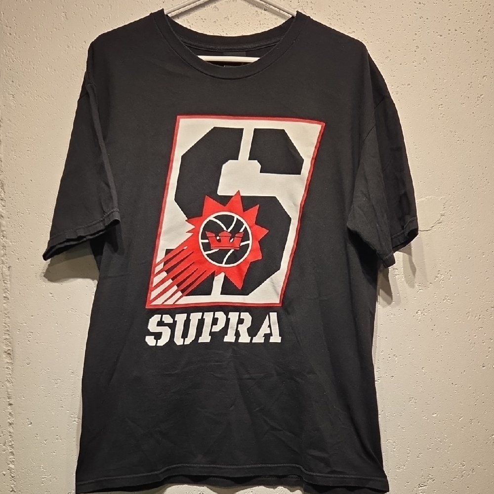 Supra Suns Style Black Graphic T-Shirt (Large)